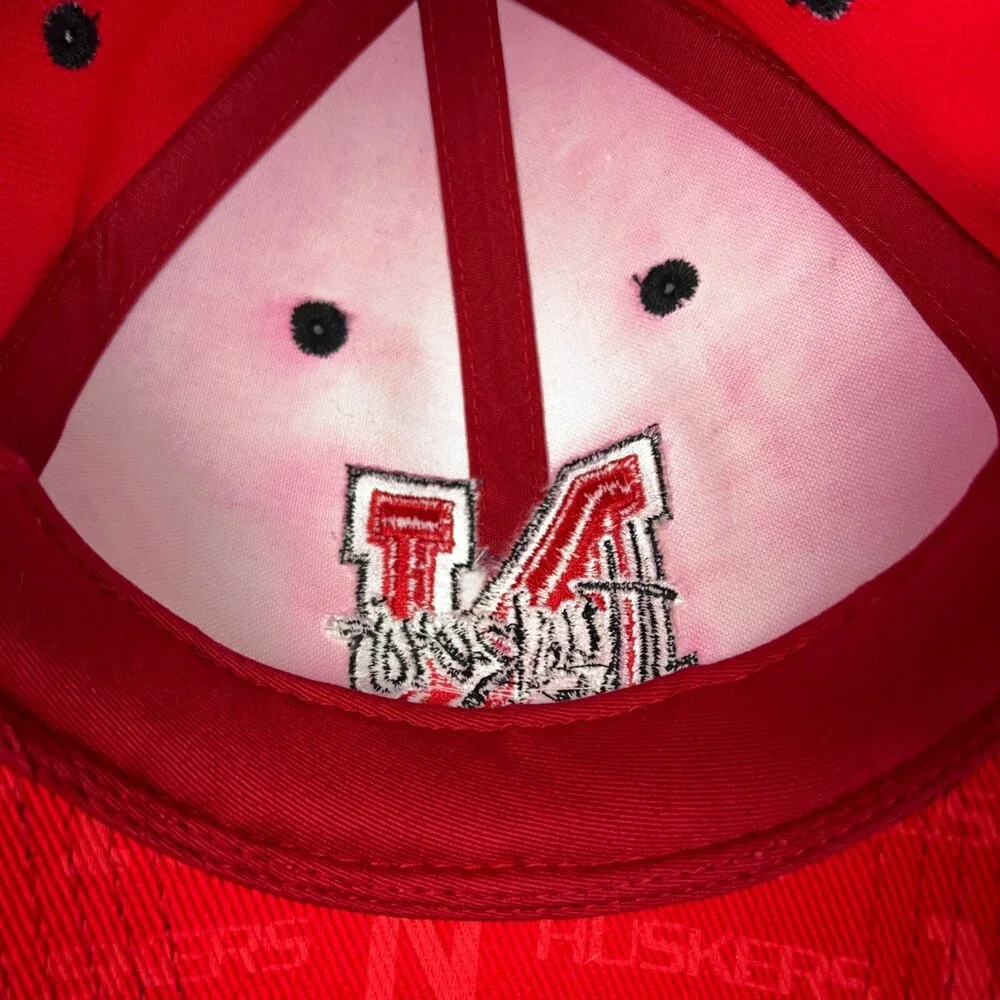 Nebraska Cornhuskers Mens Hat Strap Back Red College Football‎ NCAA Sports Cap ^